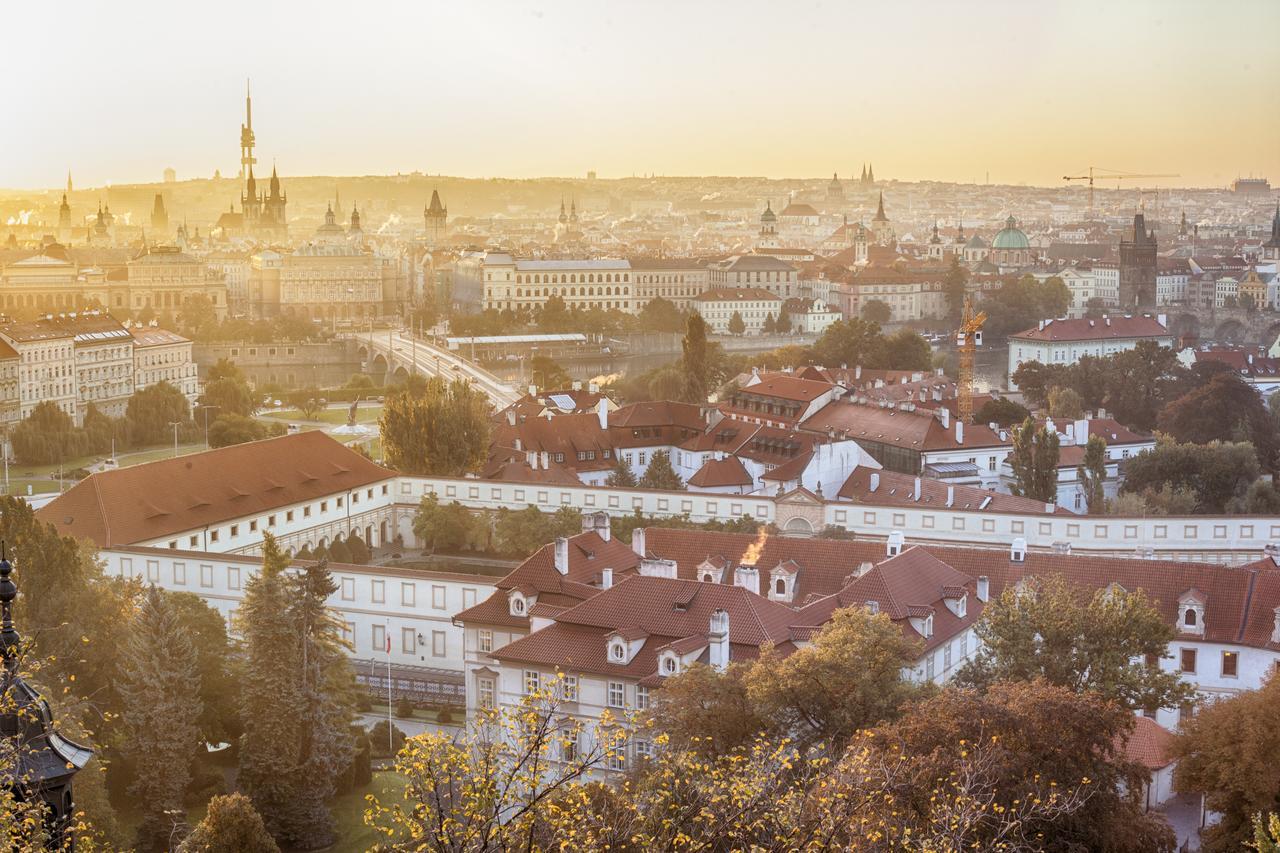 Pink House Apartments Prague Exterior photo